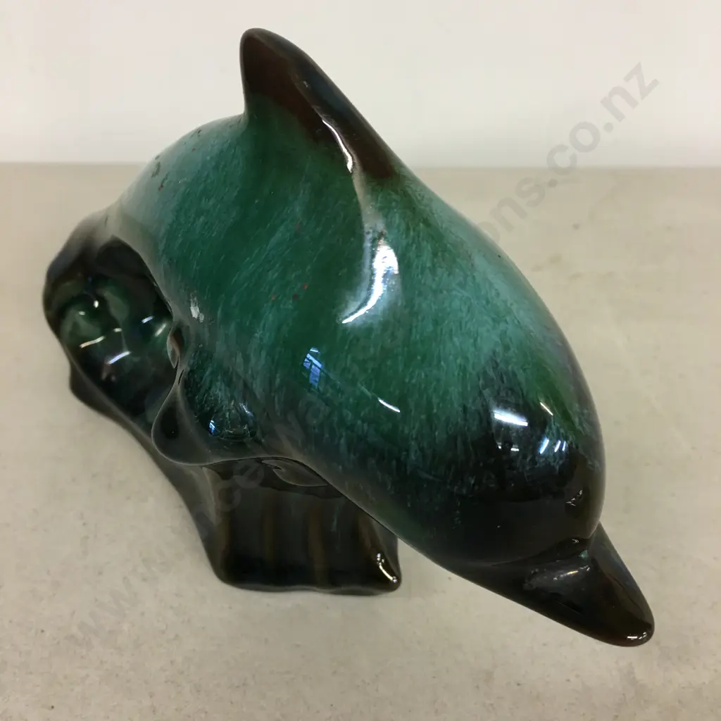 Blue Mountain Pottery Dolphin Figurine L17cm, H12cm. Image 1++